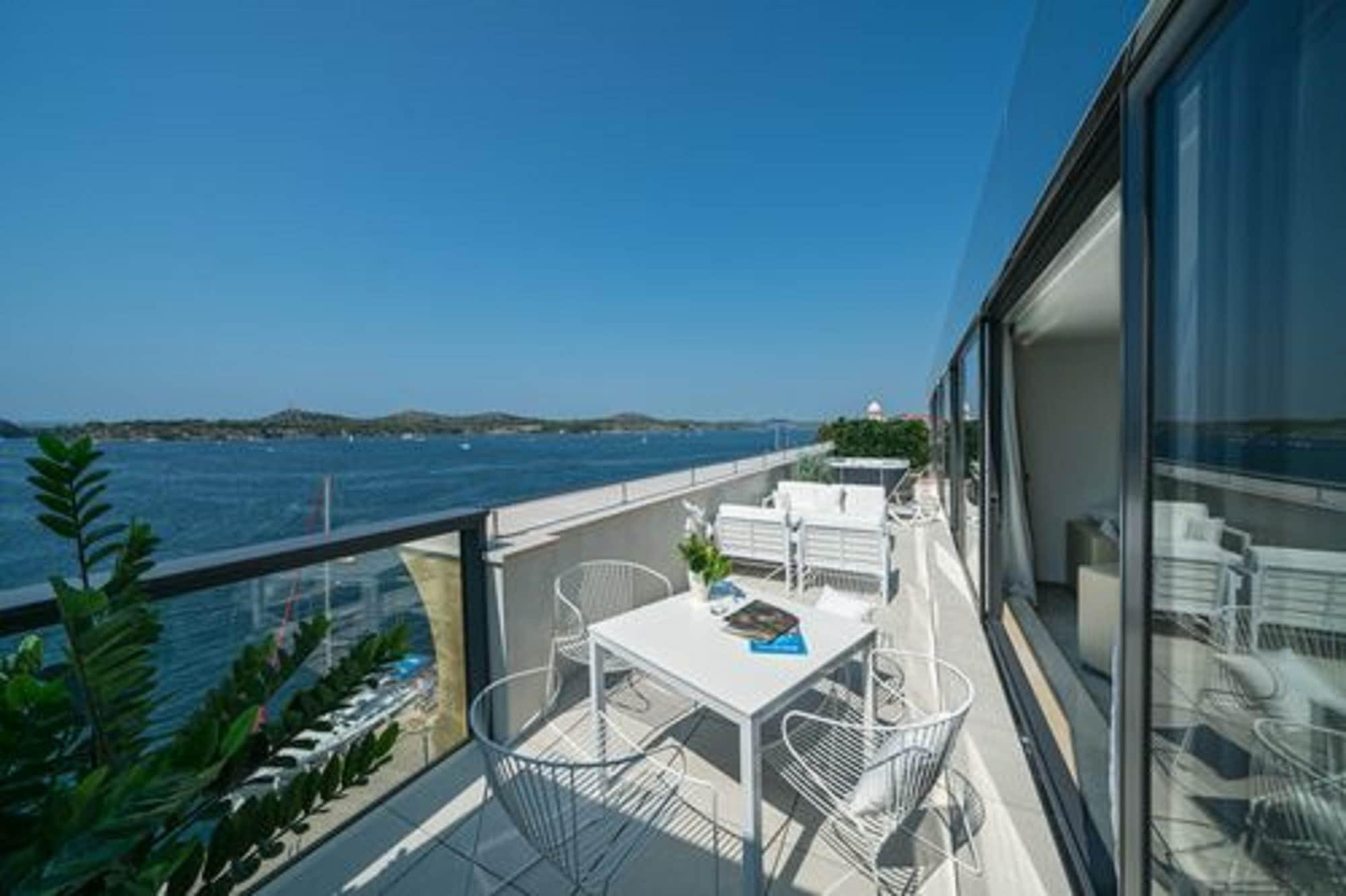 Bellevue Superior City Hotel Sibenik Ngoại thất bức ảnh